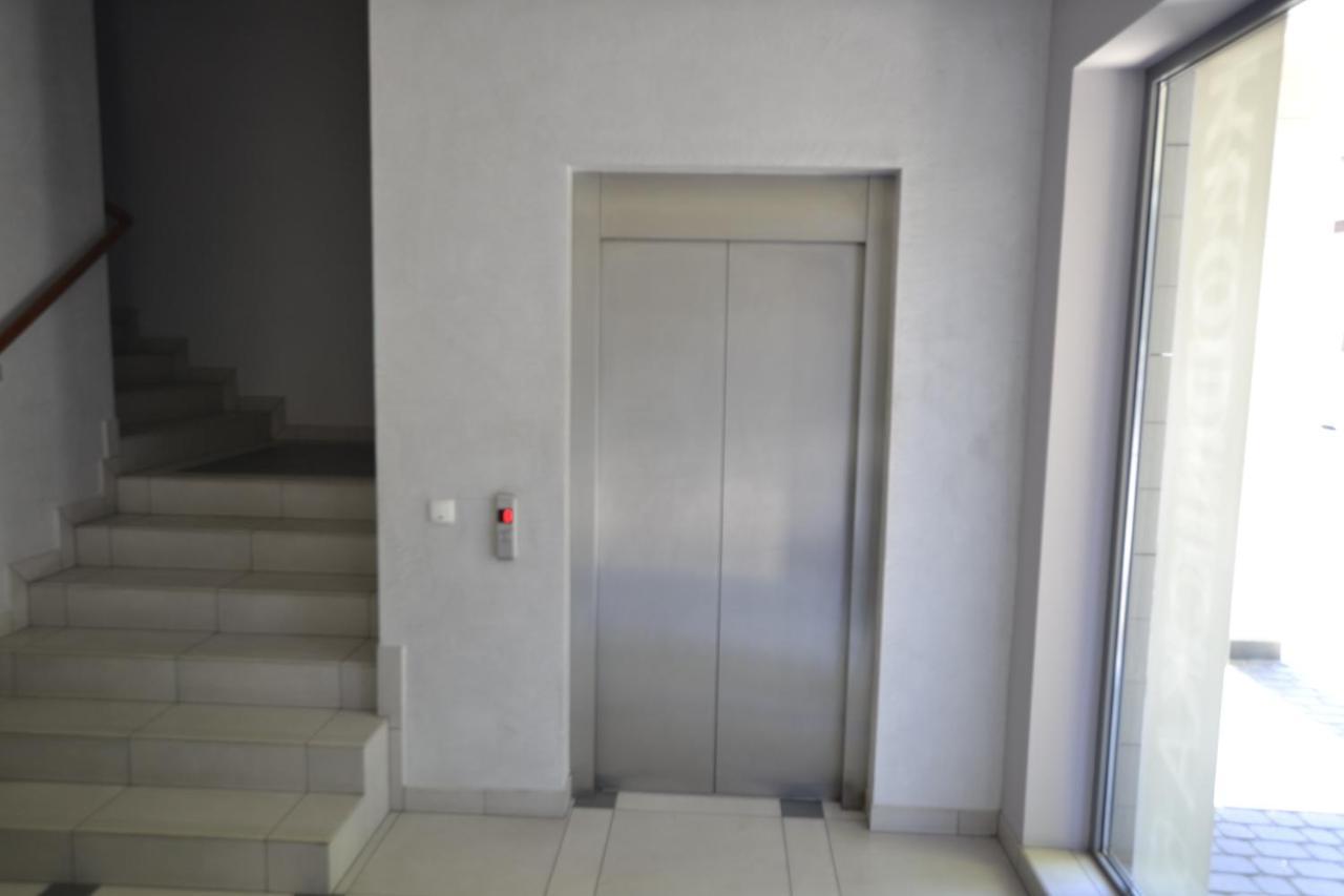 Apartament Bursztynowy Z Garazem -Centrum Gliwic Gliwice Exterior photo